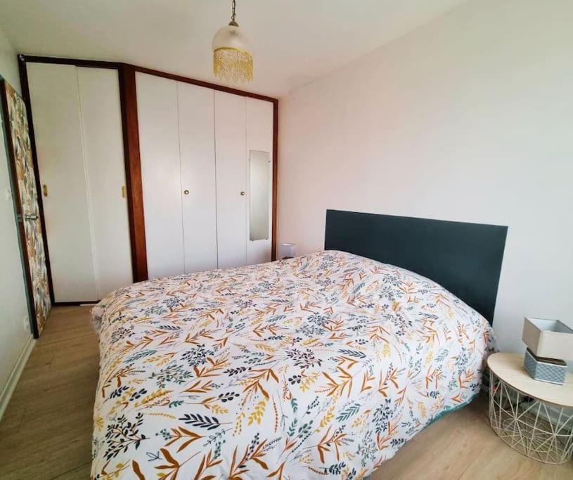 A 50m, T2 Dernier Etage * Les Sables-d'Olonne
